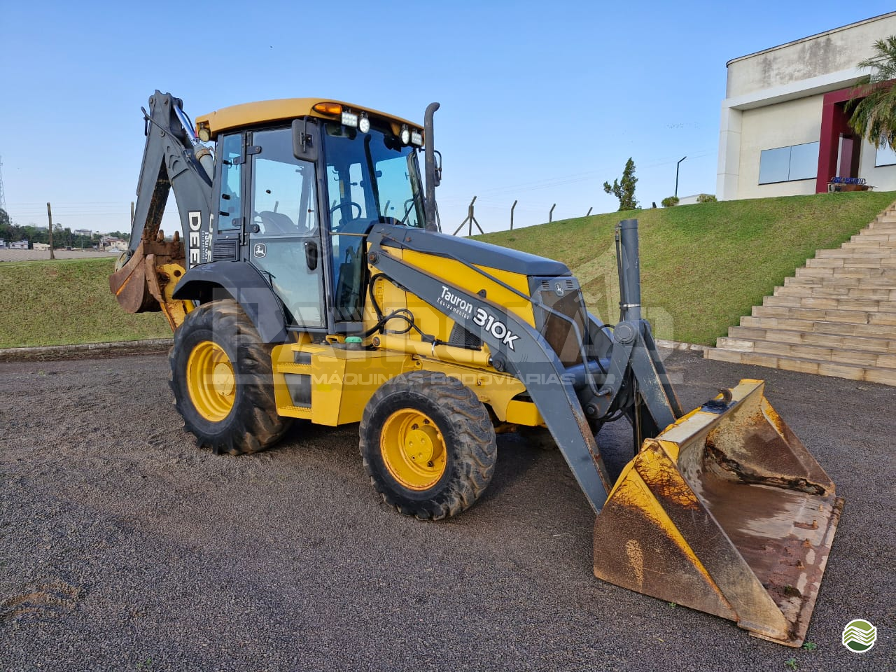 RETRO ESCAVADEIRA JOHN DEERE 310K Tração 4x4 Patrolão Máquinas MARAVILHA SANTA CATARINA SC
